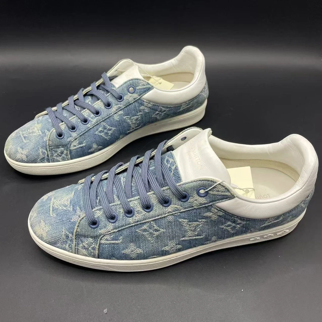 95新 LouisVuitton/路易威登 男士牛仔板鞋42欧码cat770