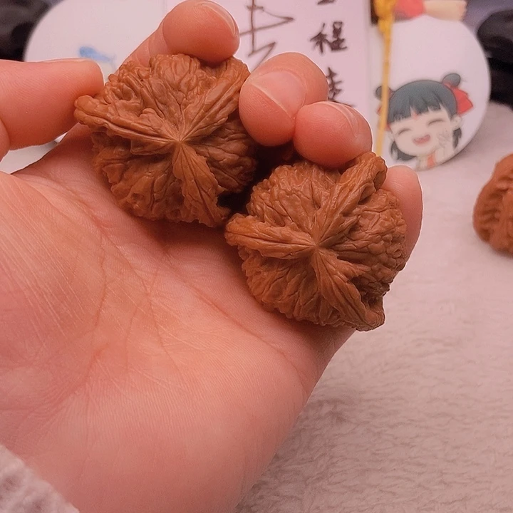 吊坠文玩核桃贪***头三棱