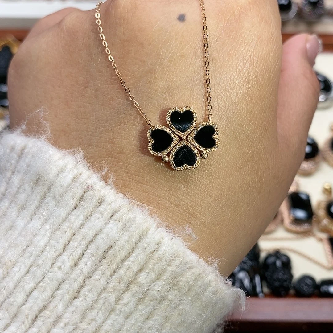 翡翠颈饰18K金镶嵌墨翠四叶草