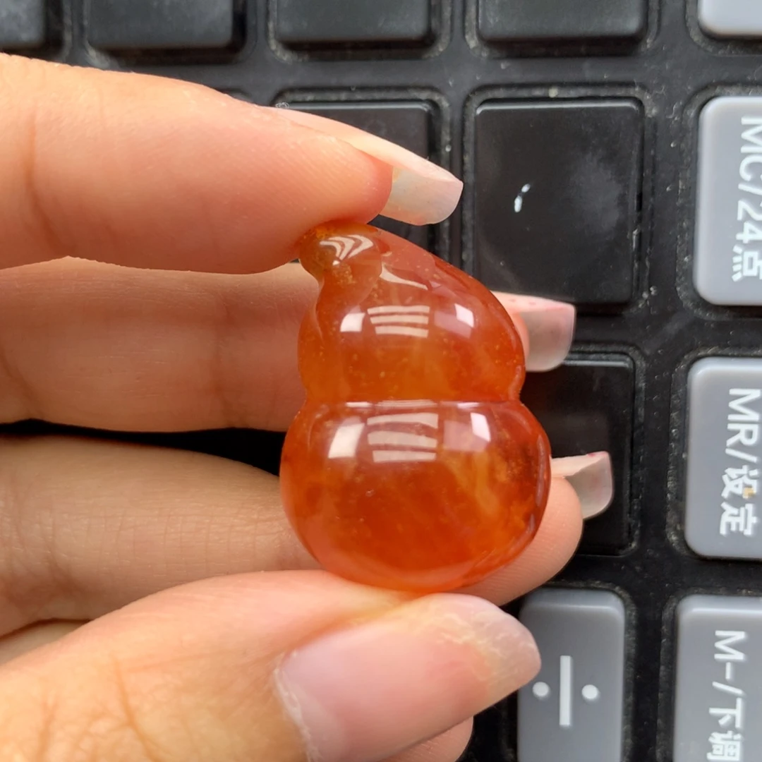 琥珀未镶嵌珠宝奇石26m19m