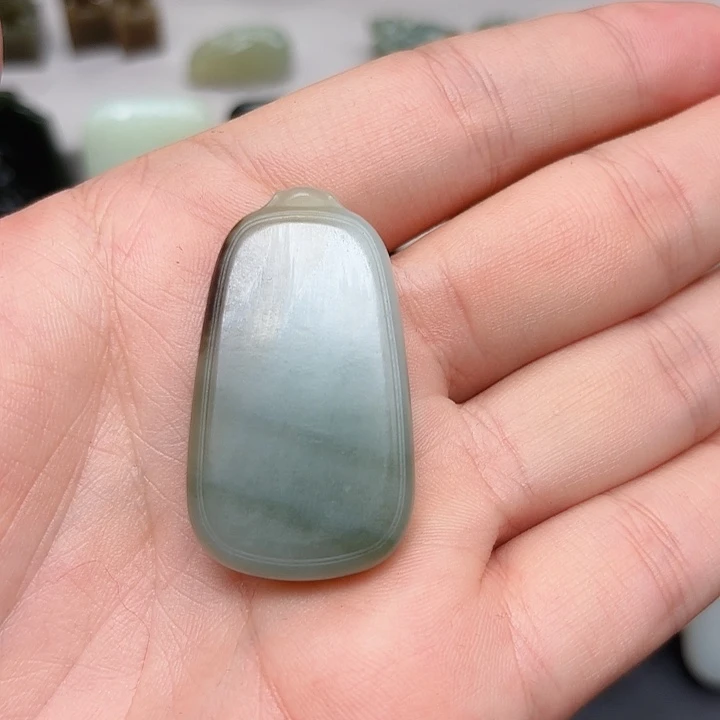 和田玉（糖玉）未镶嵌颈饰