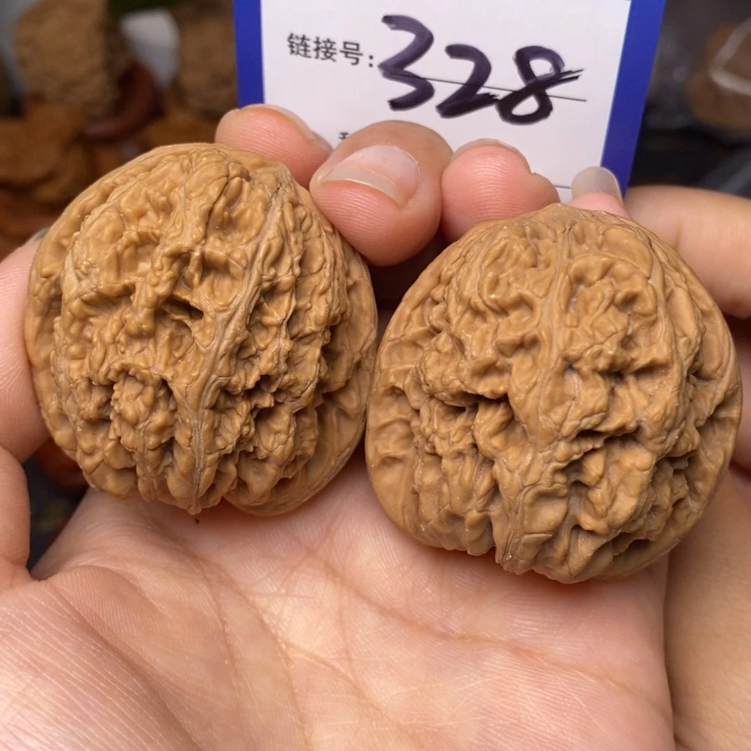 文玩核桃把件将军膀全品42。 328