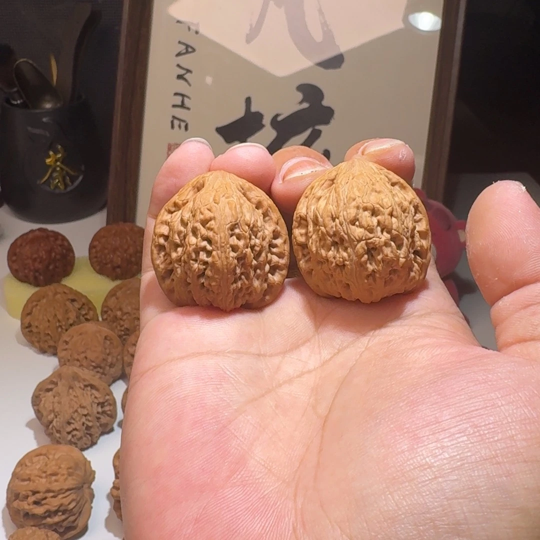 吊坠文玩核桃34尺寸平谷绣球