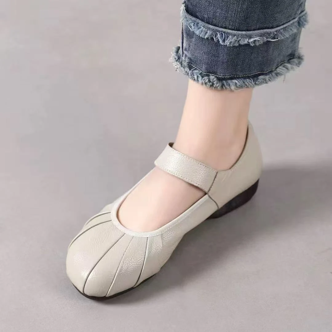 C7312  米白 时尚圆头舒适平跟浅口软底玛丽珍女单鞋 妈妈鞋