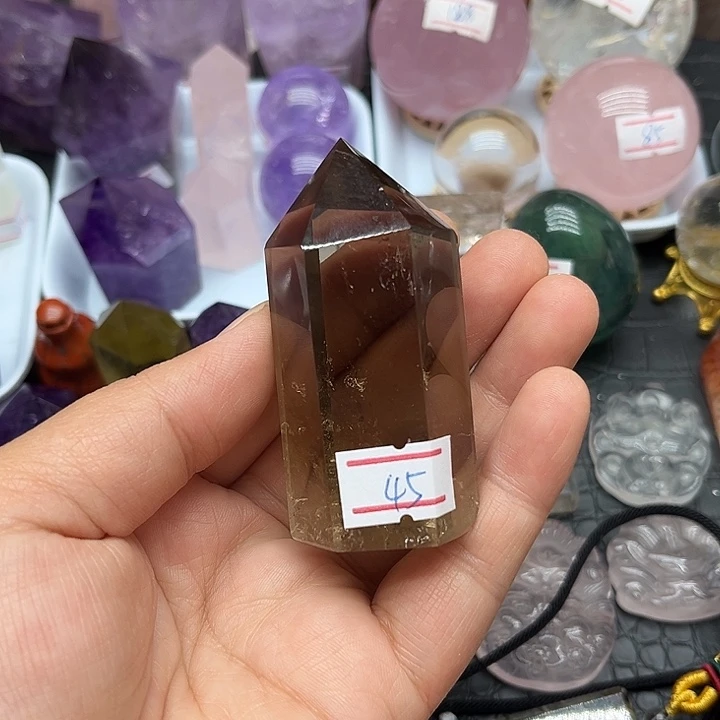 未镶嵌水晶珠宝半成品101克茶水晶柱