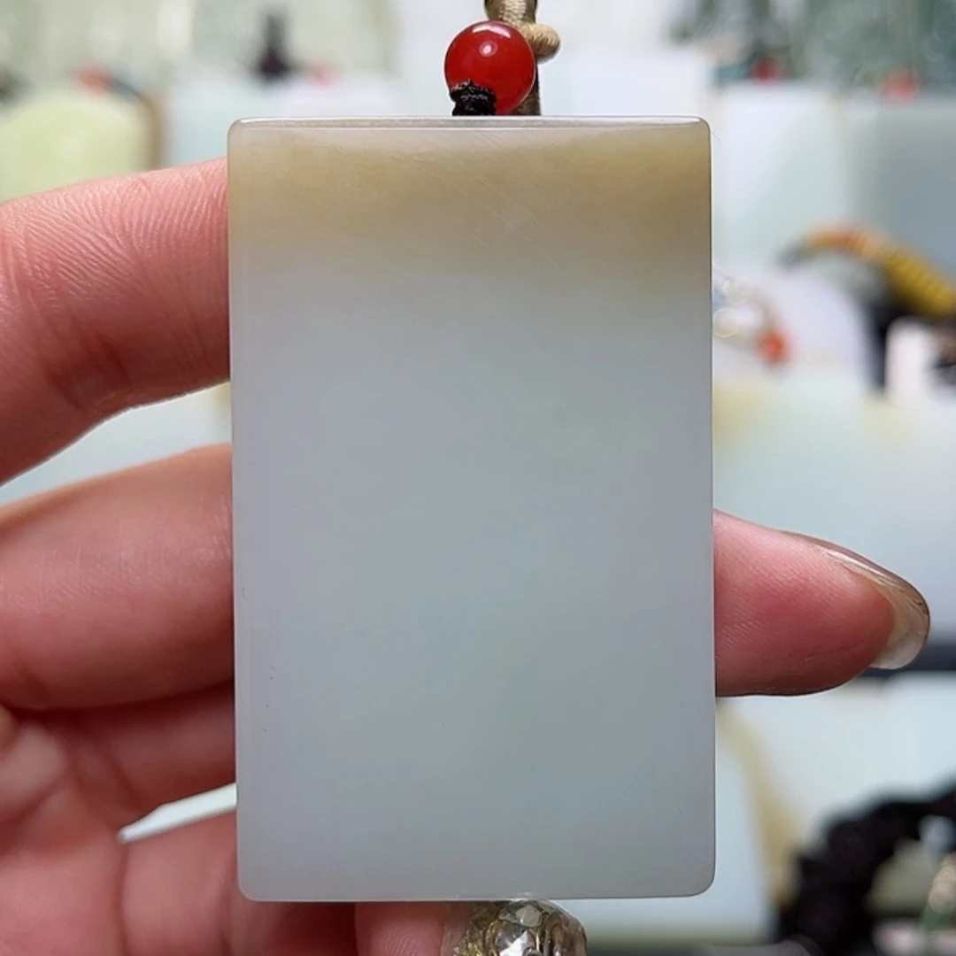 【闪购商品】颈饰未镶嵌和田玉