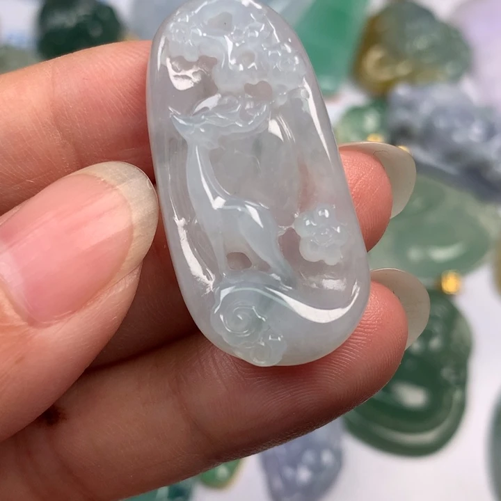翡翠未镶嵌颈饰翡翠