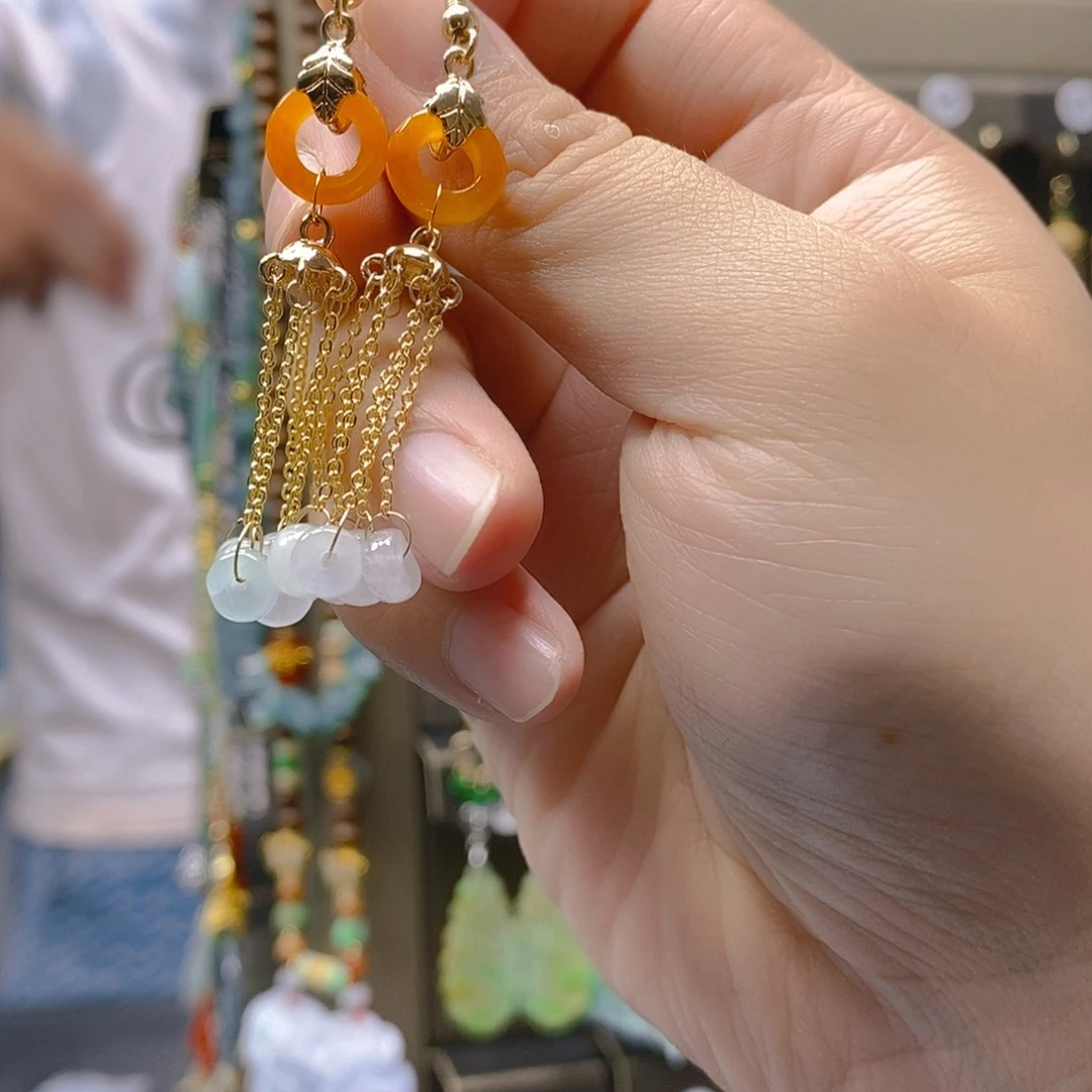未镶嵌翡翠耳饰翡翠