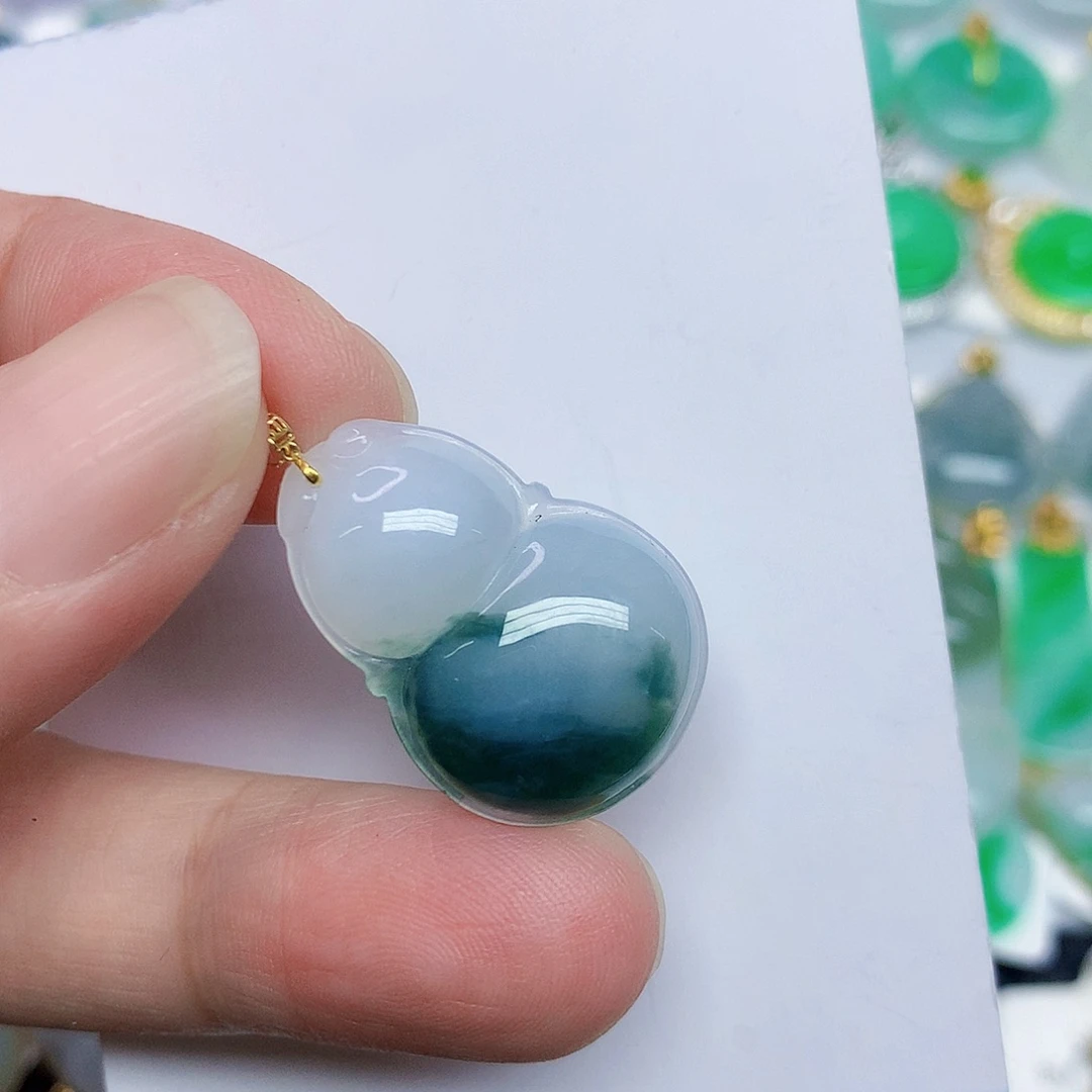 翡翠未镶嵌颈饰3457863