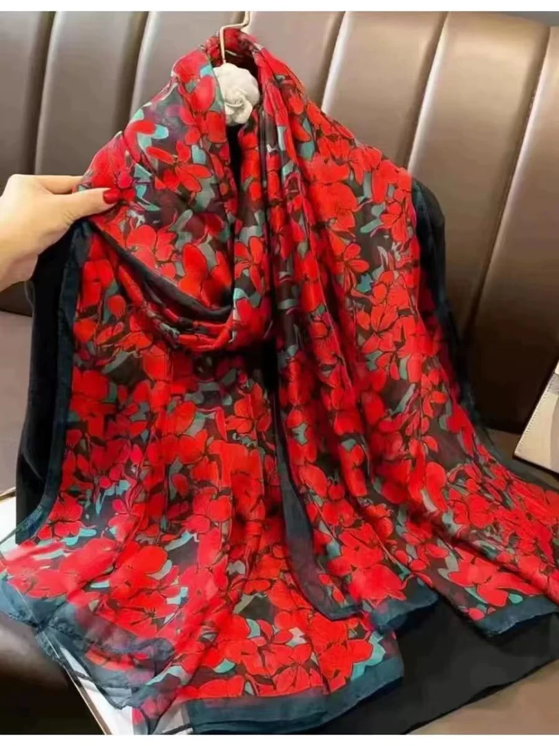 丝巾春夏薄款时尚百搭防晒海边围巾大披肩