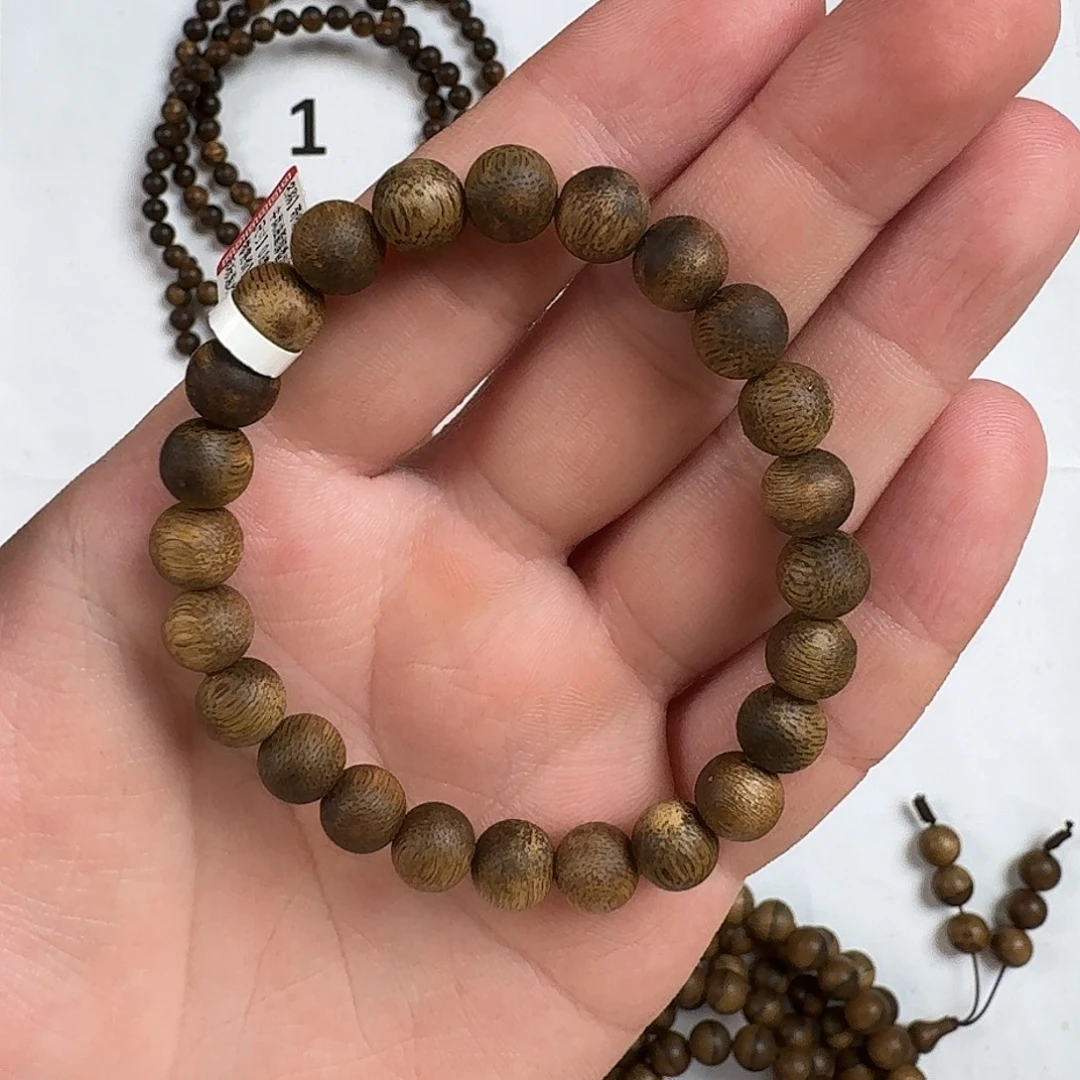 沉香手串0.8单圈奇楠沉香手串