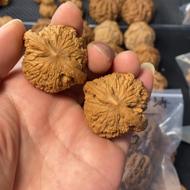 可***冰桃核把件46543566