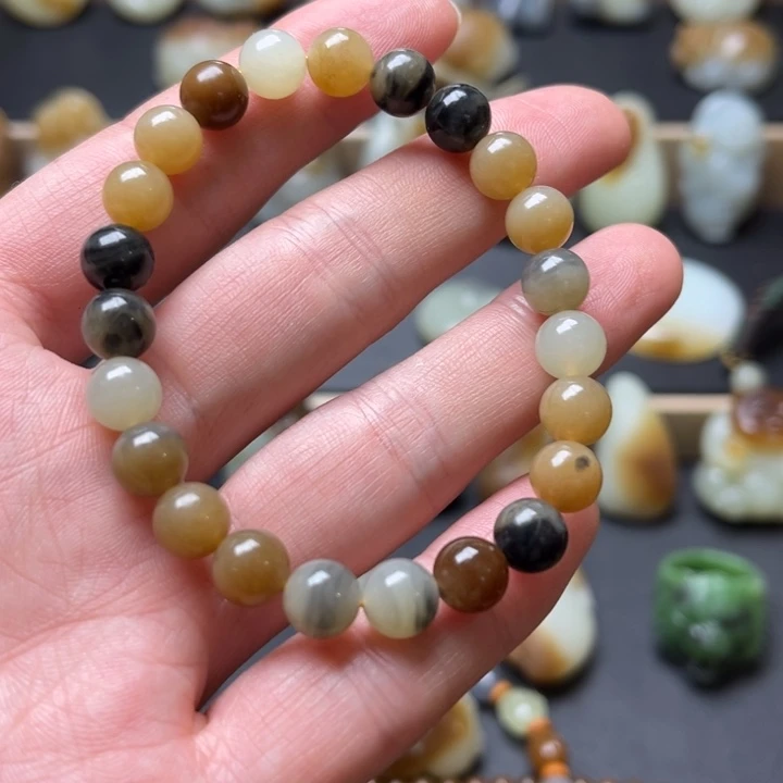 和田玉（糖玉）未镶嵌颈饰