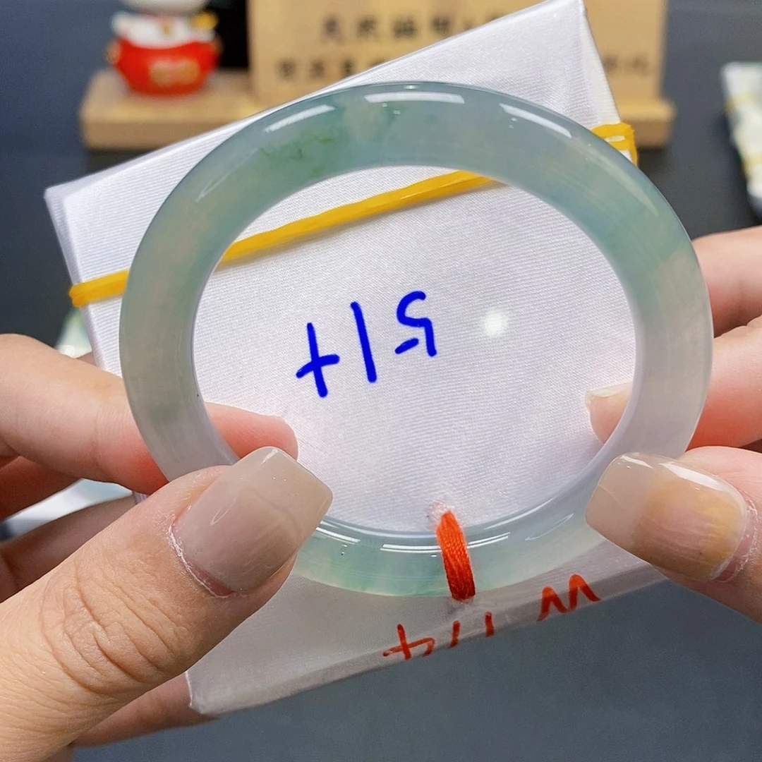 翡翠手镯未镶嵌3号
