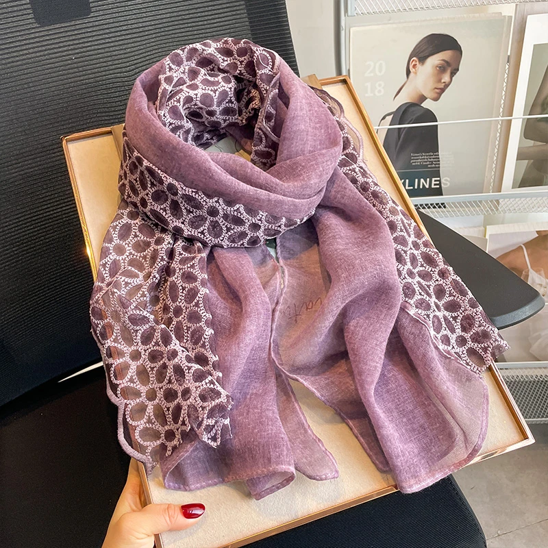 Miss both法式文艺透气碎花三角巾小丝巾优雅装饰头巾夏披肩围脖