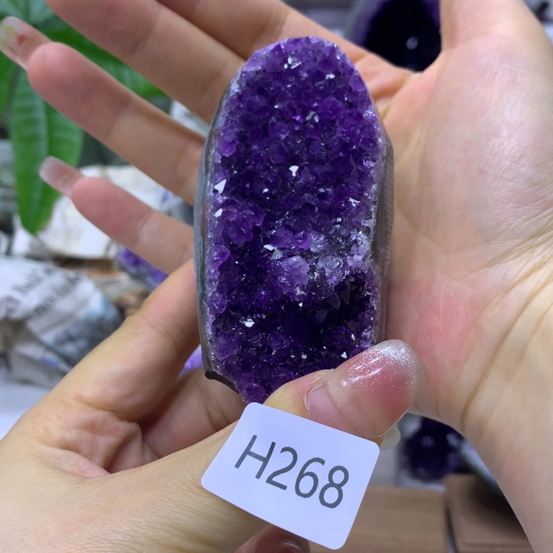 未镶嵌紫晶大型摆件（非配饰）H268