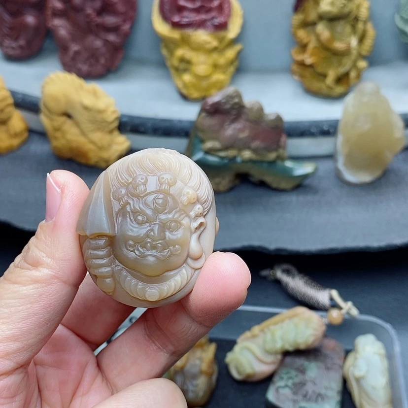 【闪购商品】定制石英质玉吊坠未镶嵌