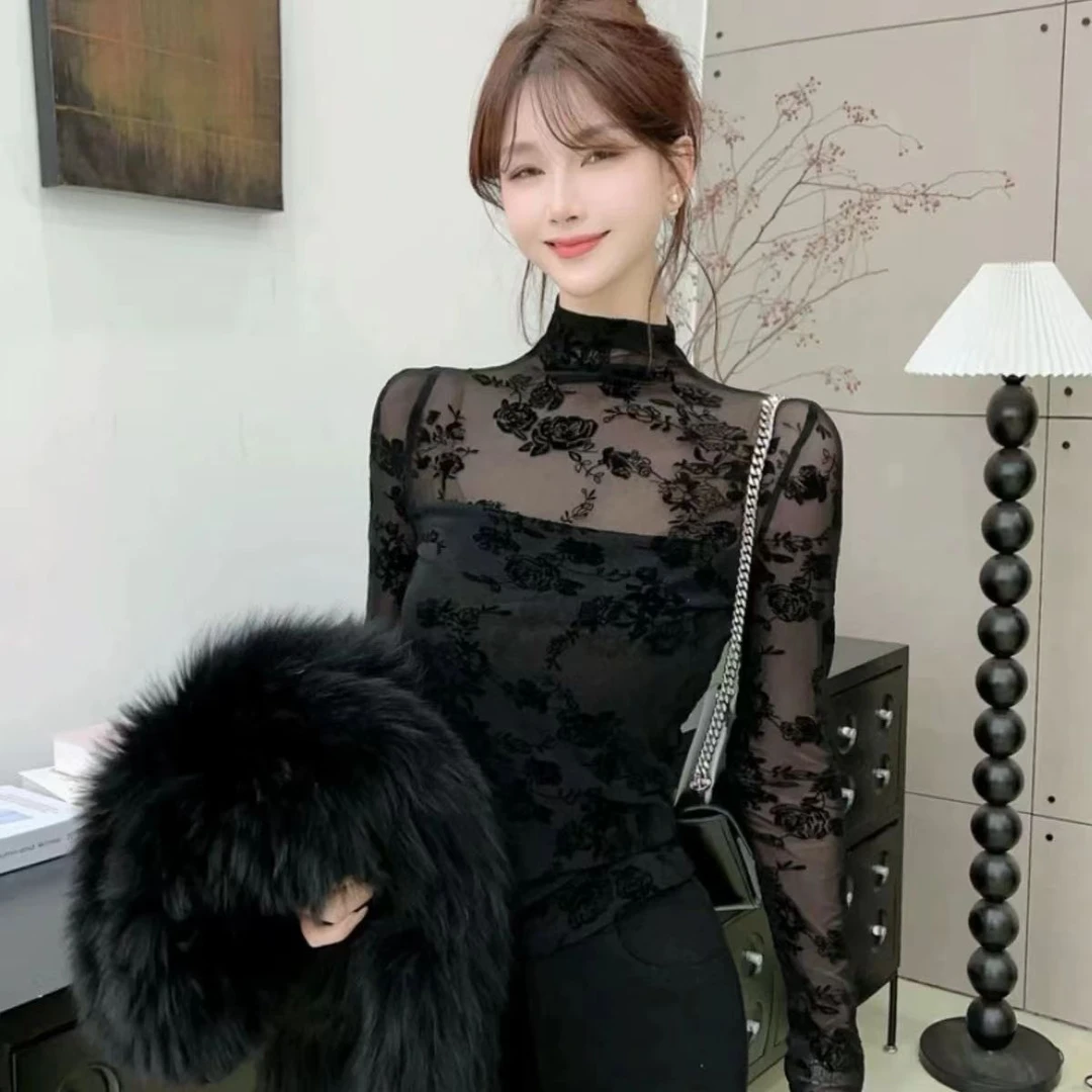 2024女士秋冬半高领网纱气质打底衫轻奢风性感显瘦内搭上衣加绒款