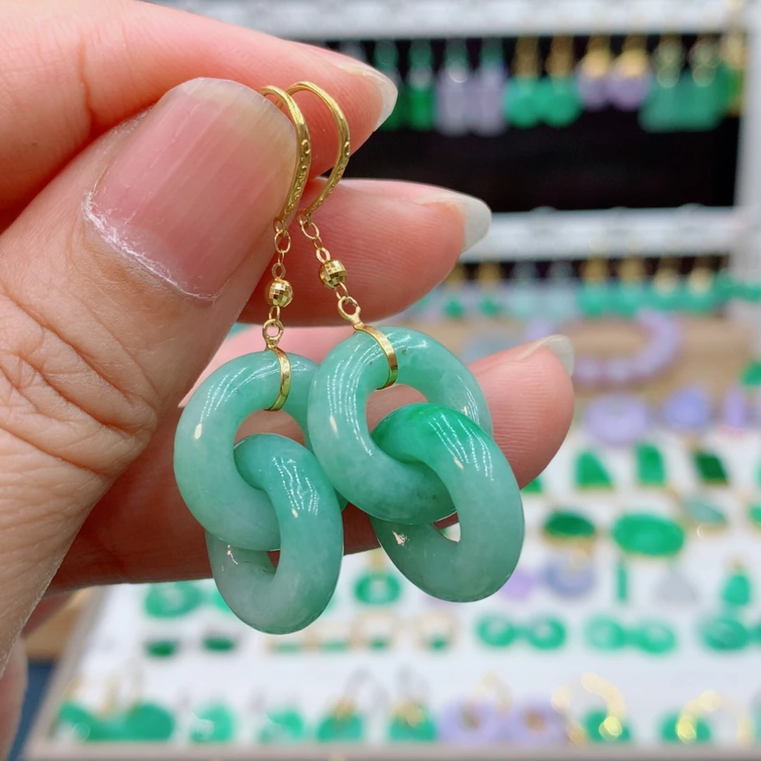 翡翠18K金镶嵌耳饰的