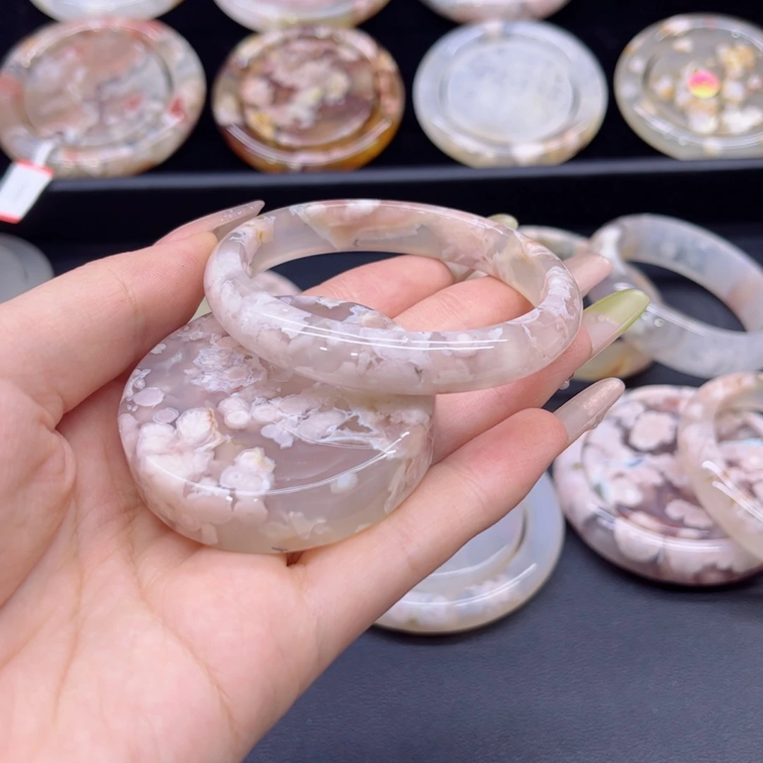 玛瑙/玉髓手镯未镶嵌53