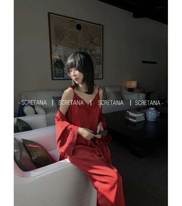 SCRETANA/安娜的秘密梅梅血月外袍吊带长裤家居服三件套SE8185