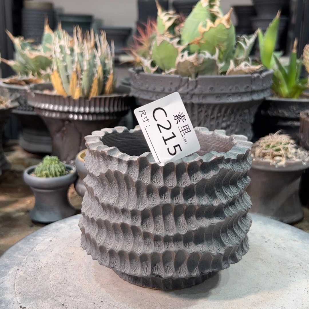 j景德镇素里手工瑕疵10.5高10.5