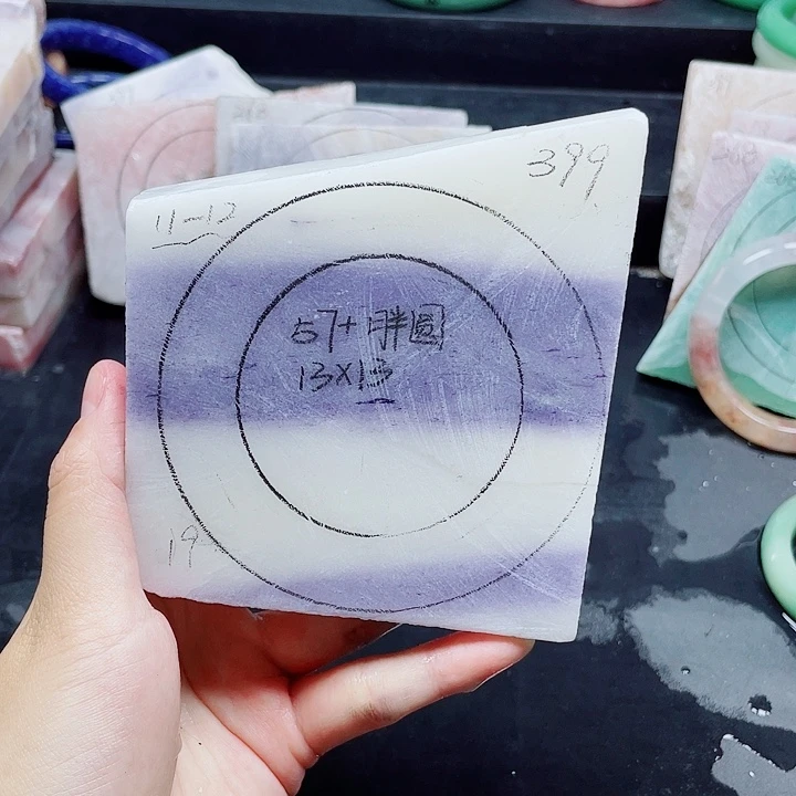 石英质玉手镯未镶嵌定制
