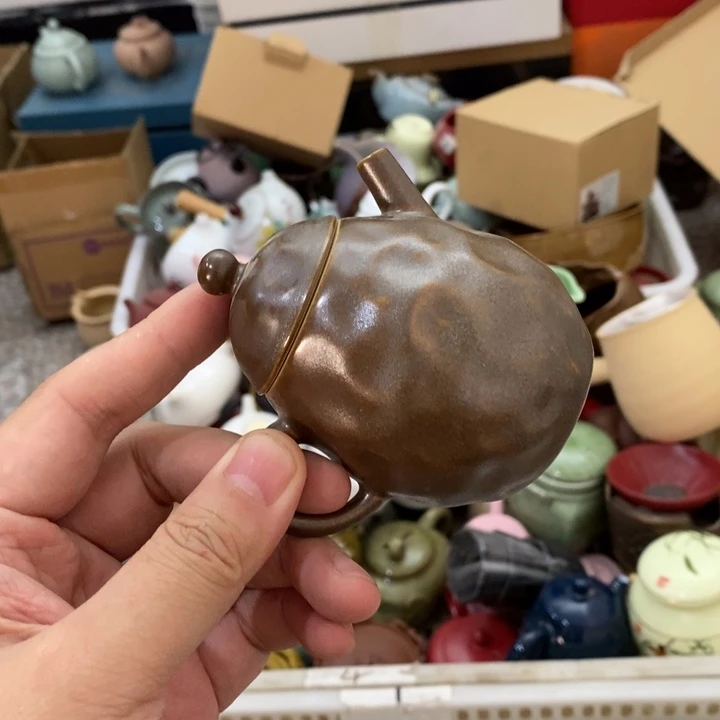 陶瓷艺术品及陶瓷壶
