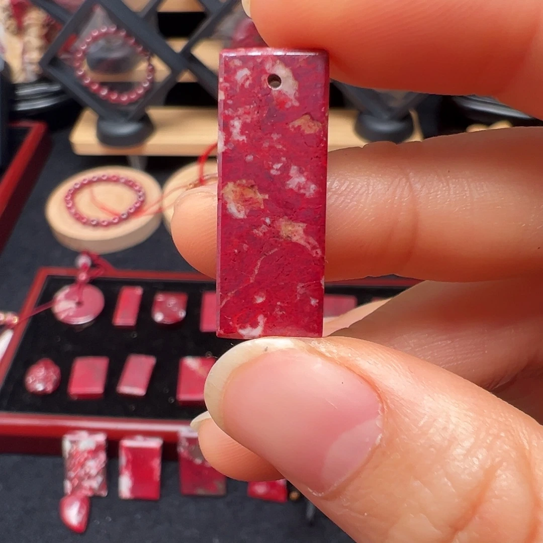 天然辰砂天然朱砂无事牌