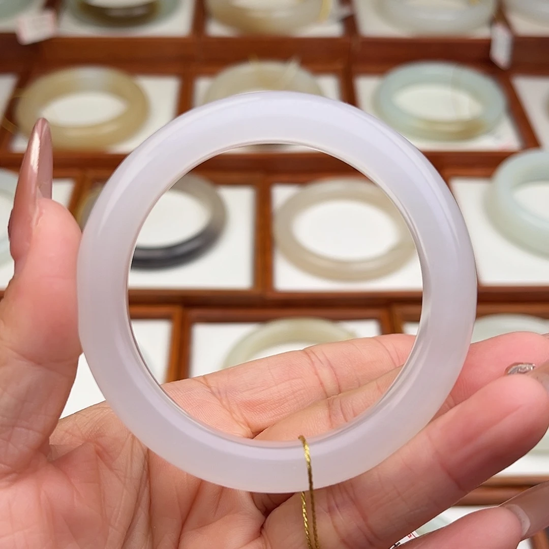 和田玉未镶嵌手镯52.3