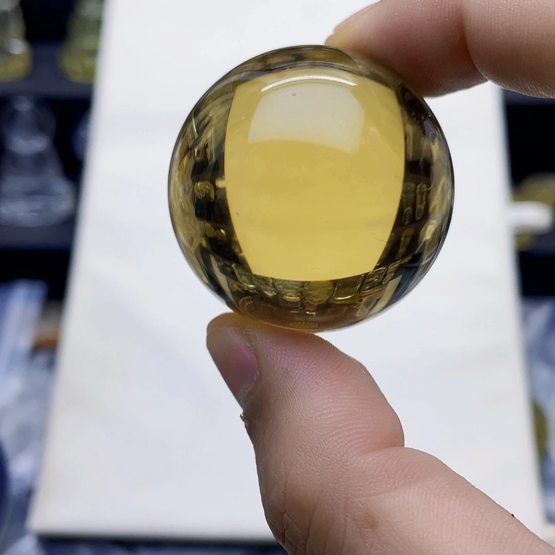 未镶嵌颈饰水晶黄水晶4厘米水晶球