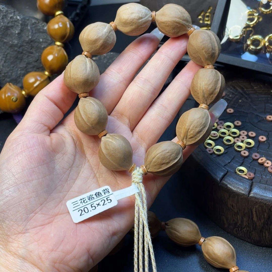 我***猪橄榄核手串/手链20.5*25三花鲨鱼背