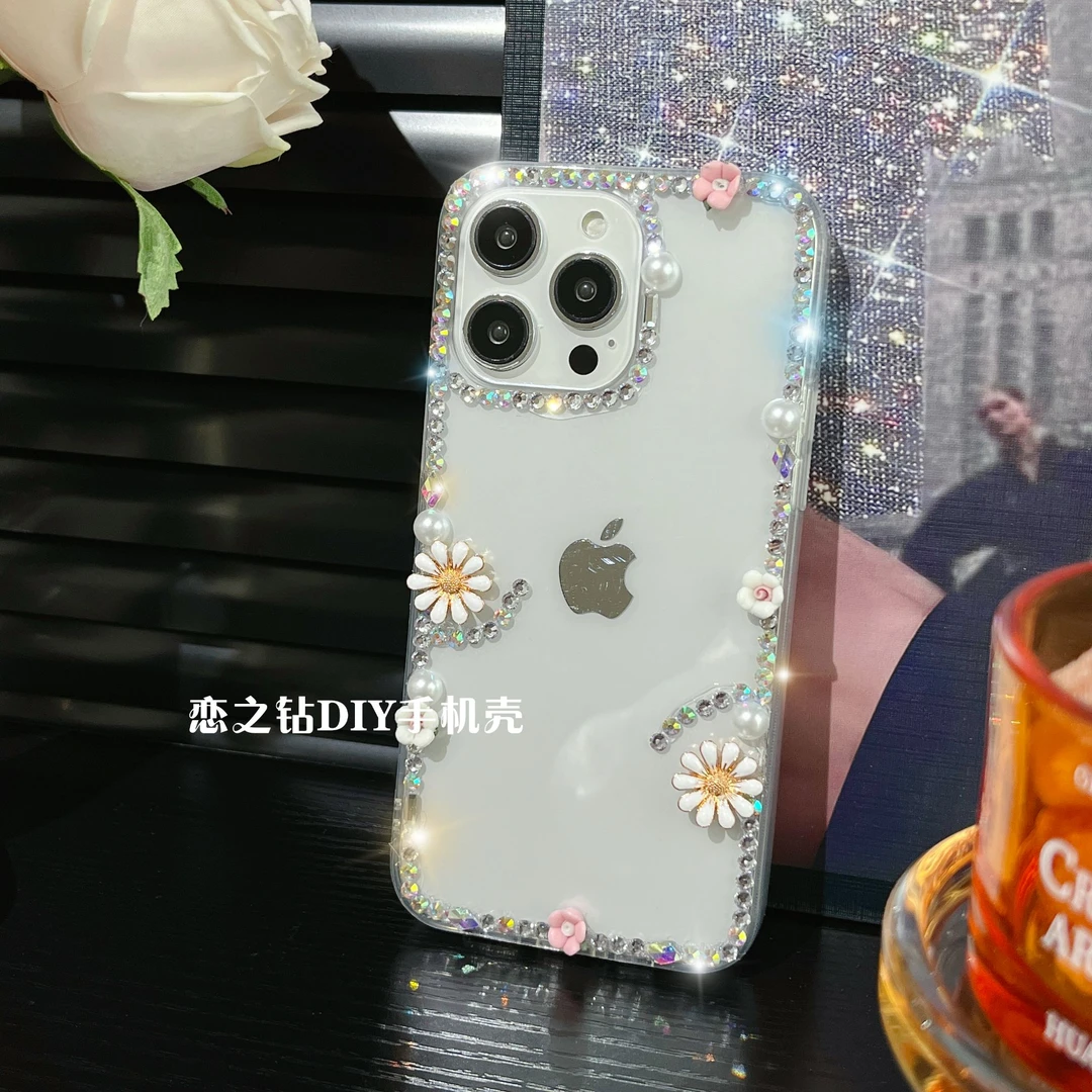 适用苹果16/华为/oppo/vivo透明清新小雏菊手机壳满钻高级感防摔