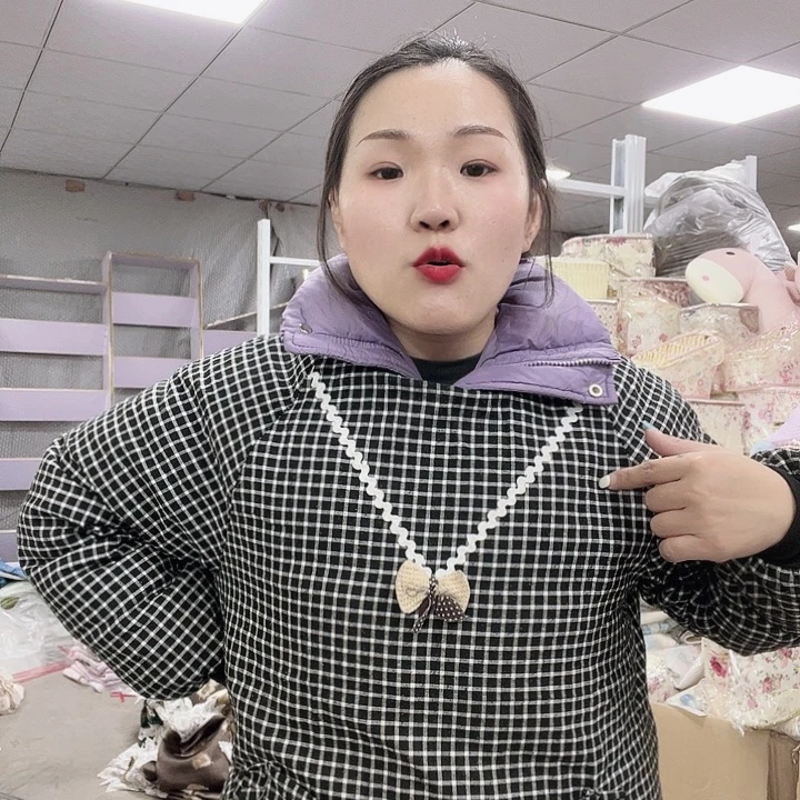 毛绒啦咯啦咯啦咯啦咯啦