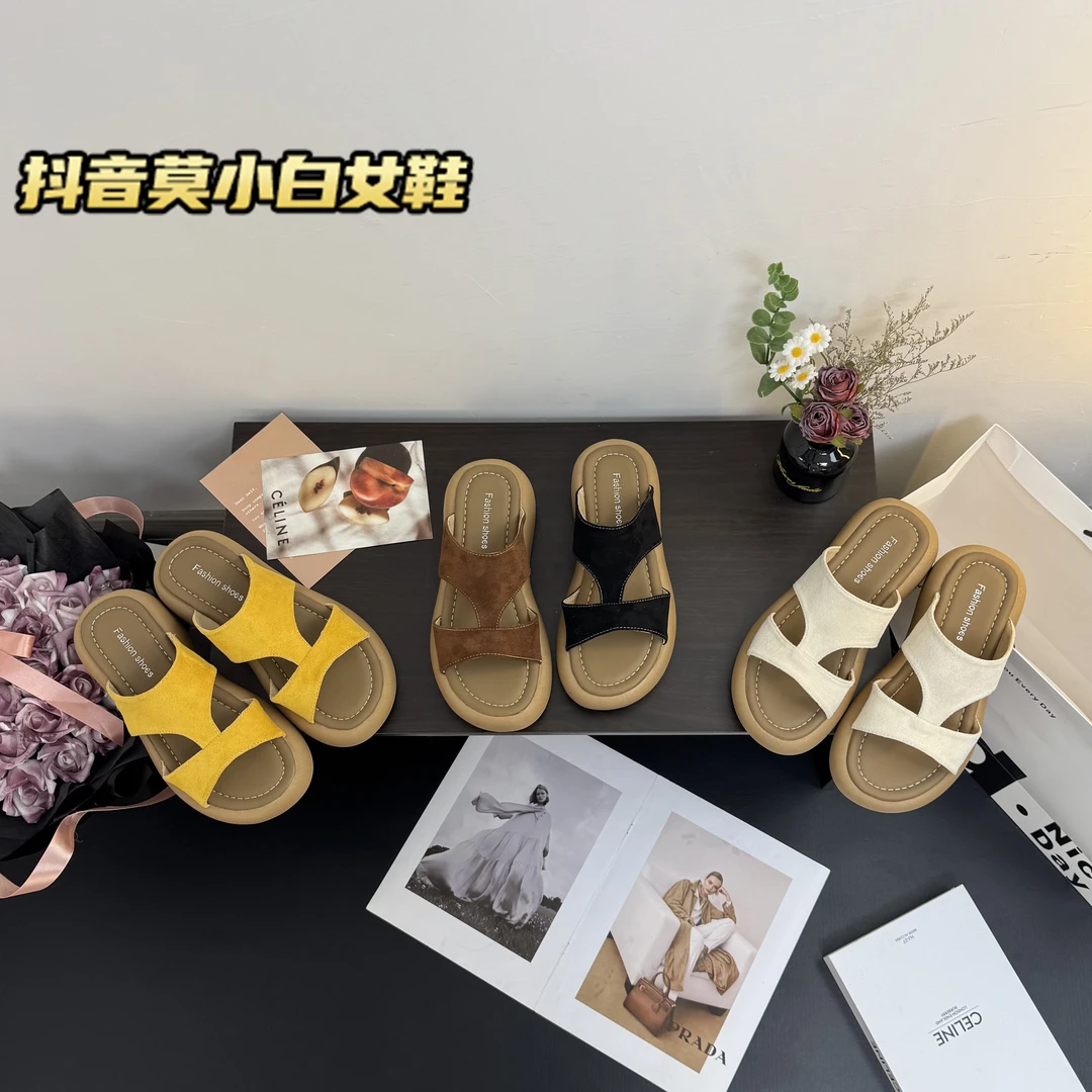 【莫小白】夏季2025女士外穿拖鞋平底舒适软底防滑休闲时尚百搭鞋