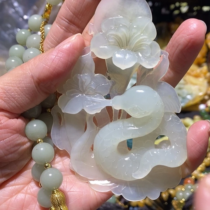 岫玉岫玉吊坠未镶嵌