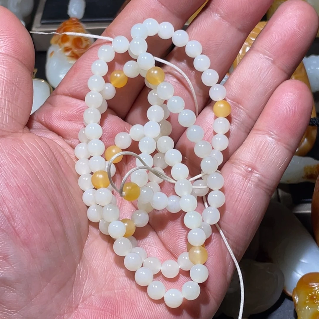 未镶嵌手链和田玉（糖玉）陈***.