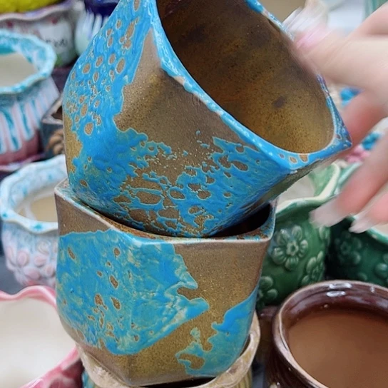 多肉绿植陶瓷花盆9.9包邮，有空