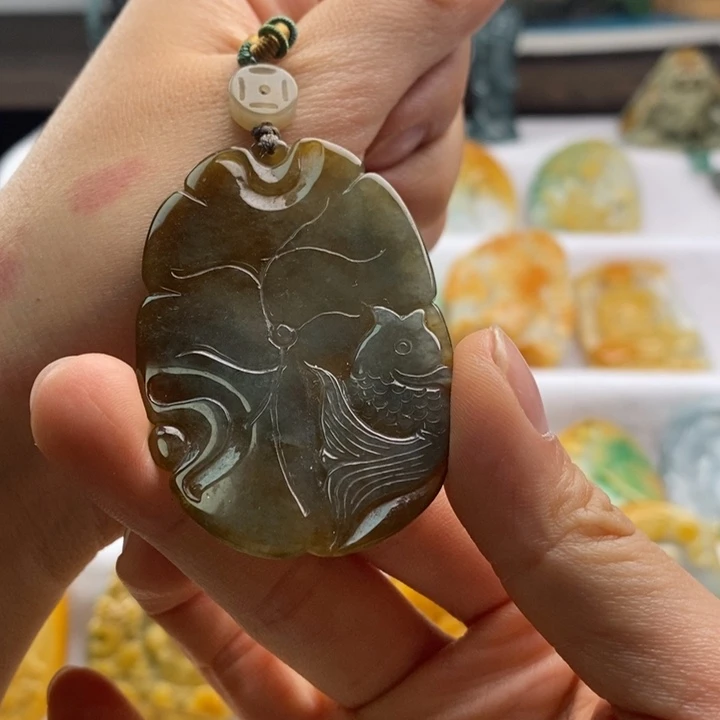 翡翠未镶嵌吊坠(不含链)