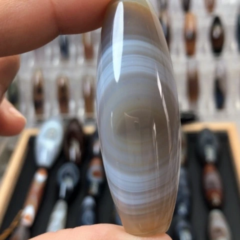 玛瑙/玉髓未镶嵌珠宝半成品