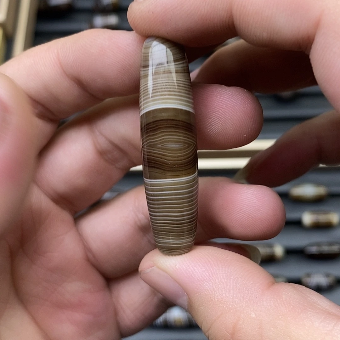 里***乎玛瑙/玉髓未镶嵌颈饰