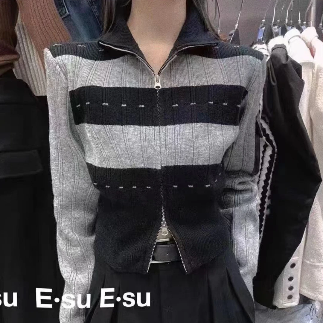 冬季新收腰拼皮口袋宽条纹立领针织拉链毛衣上衣