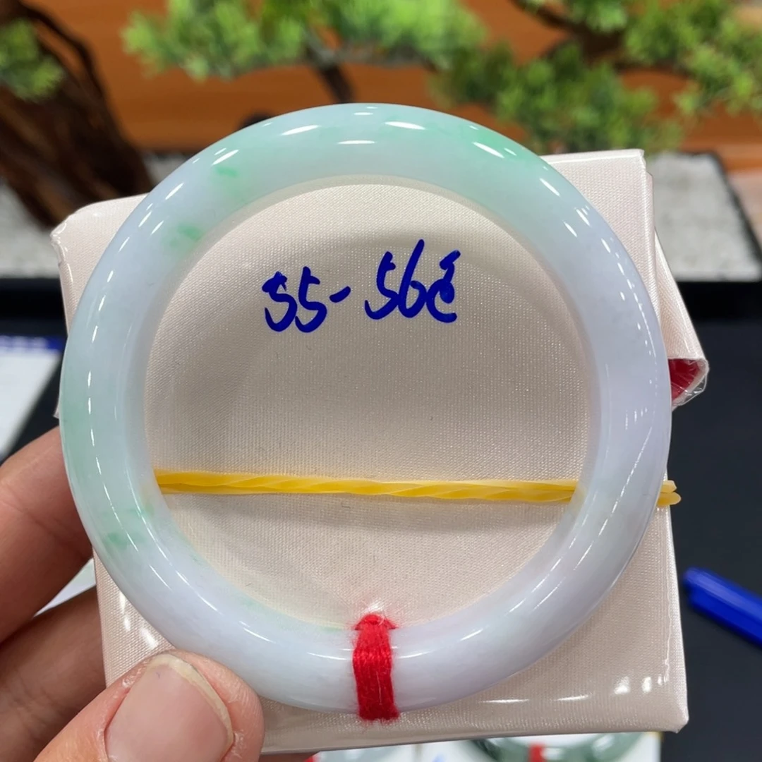 未镶嵌手镯翡翠在