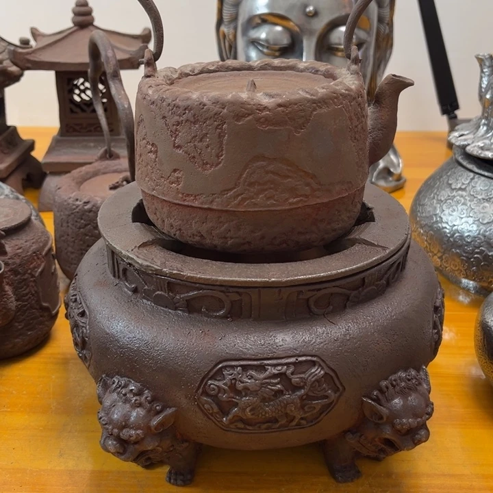 志***哥摸摸陌陌摸摸哦哦