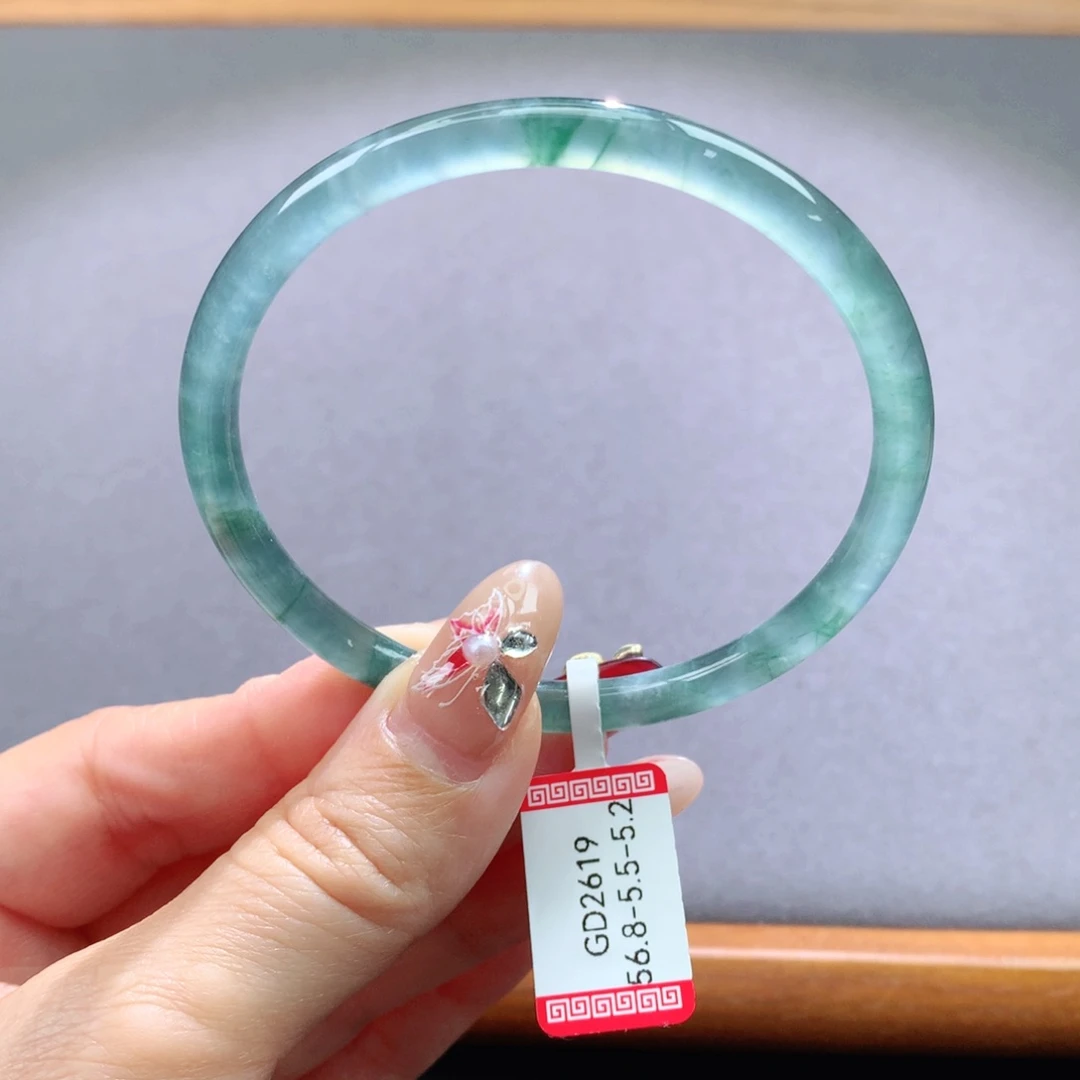 翡翠手镯未镶嵌天然翡翠手镯叮当镯