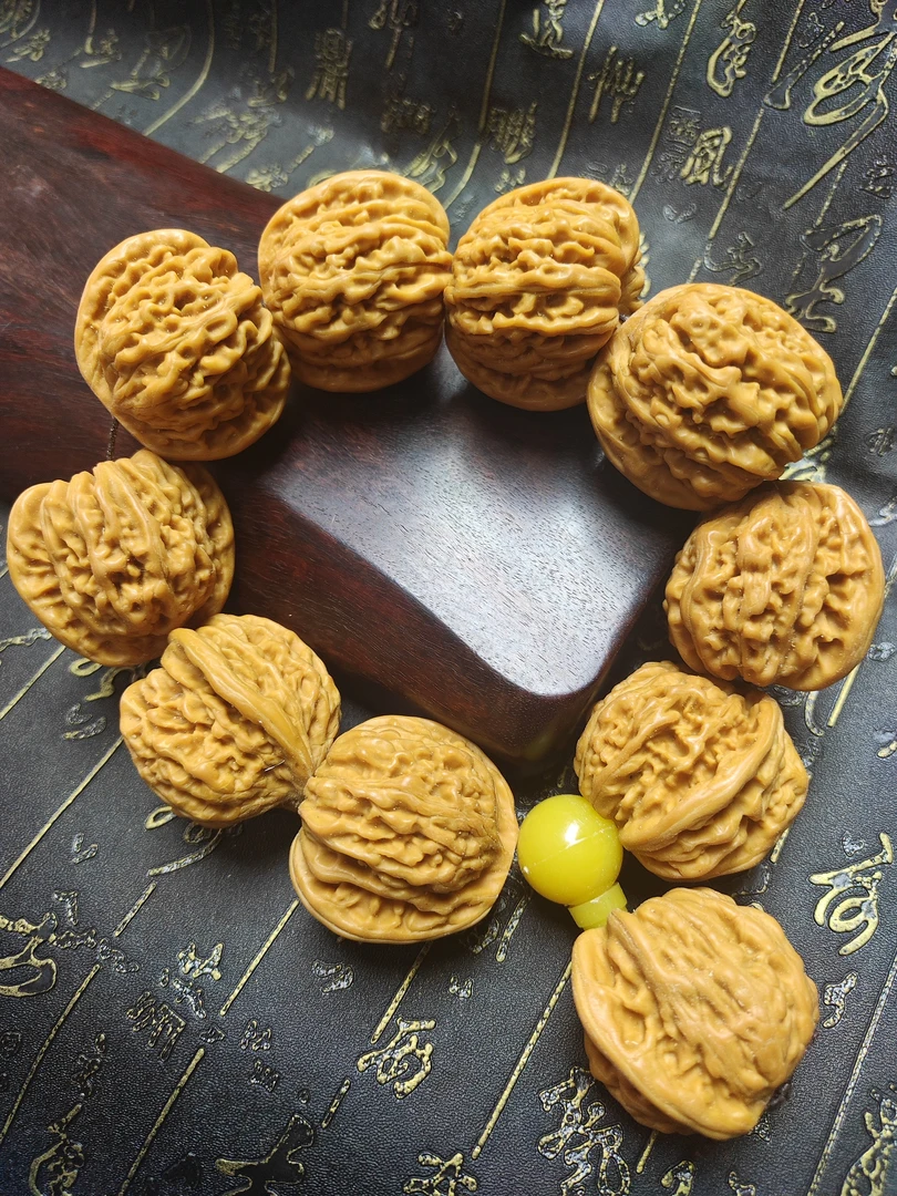 核桃手持多样性发货任意一条