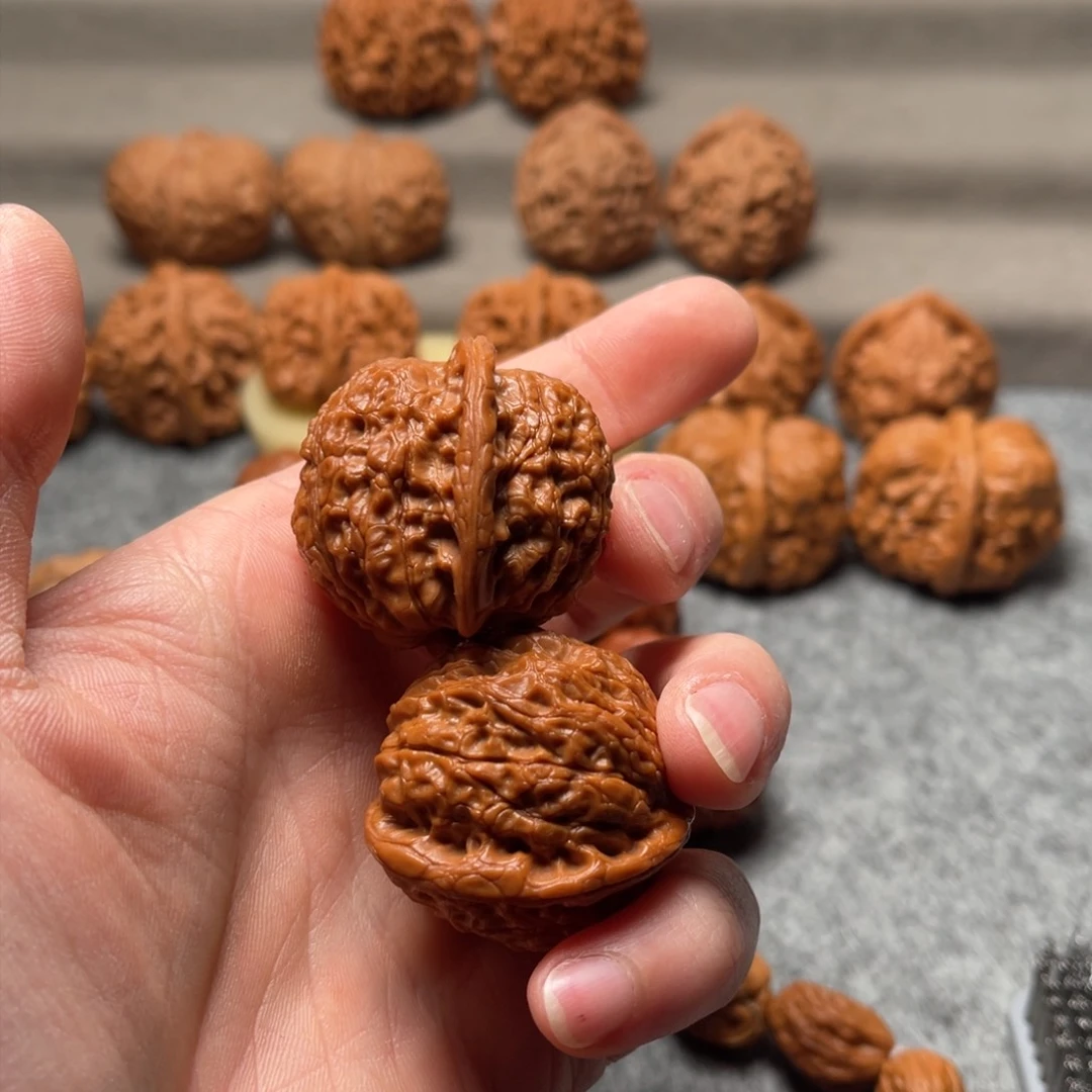 文玩核桃把件w*i36血麒麟