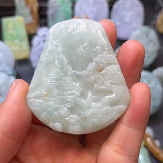 翡翠未镶嵌颈饰翡翠