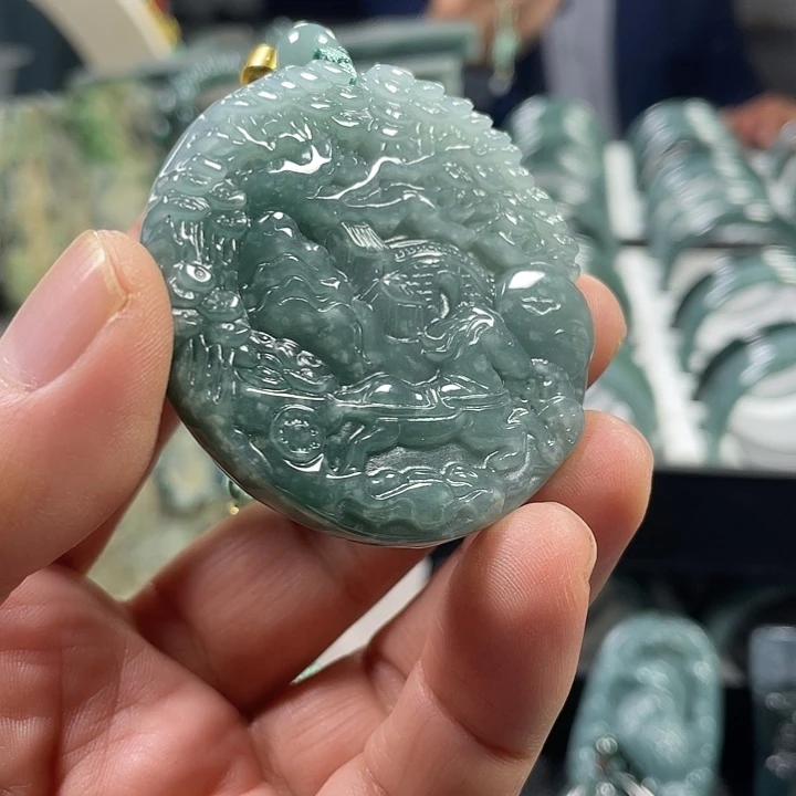 翡翠未镶嵌吊坠(赠链)009