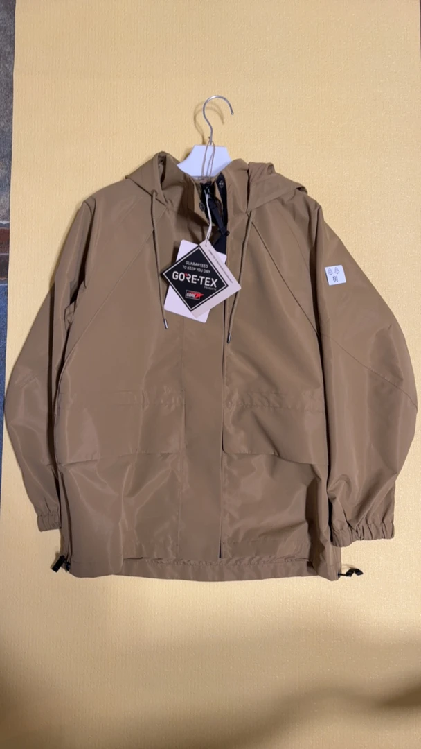 sport camp 系列冲锋衣女款